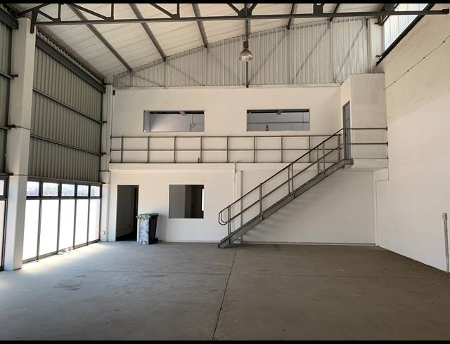 334M² FACTORY TO LET IN AIRPORT INDUSTRIA